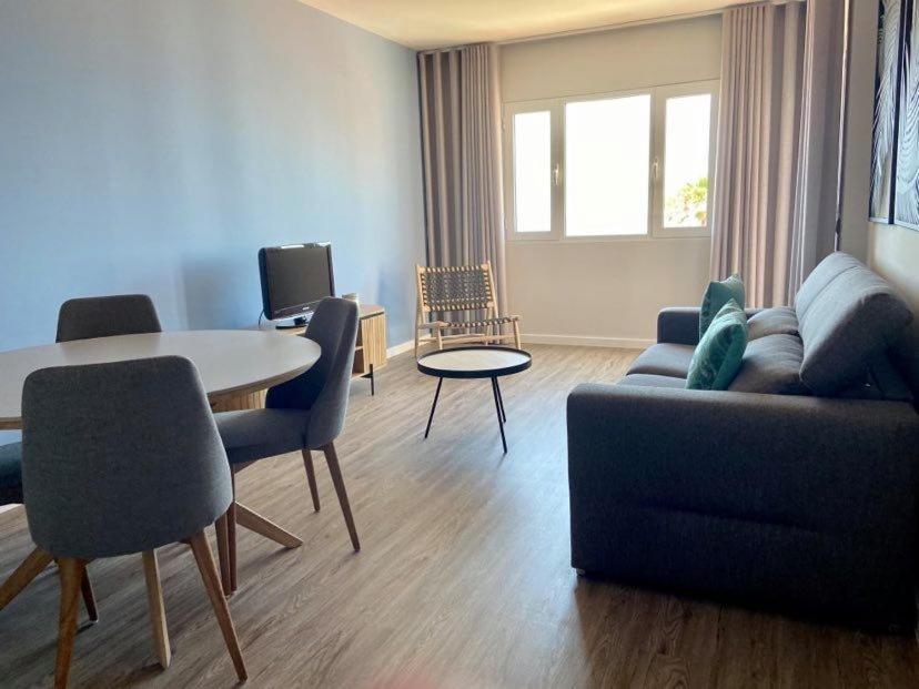 Ocean Cliffs Apartments Funchal  Bagian luar foto