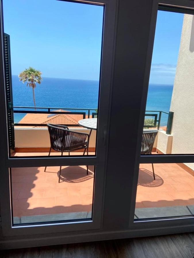 Ocean Cliffs Apartments Funchal  Bagian luar foto