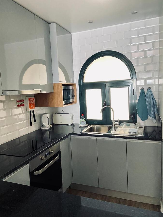 Ocean Cliffs Apartments Funchal  Bagian luar foto
