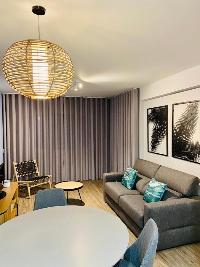 Ocean Cliffs Apartments Funchal  Bagian luar foto