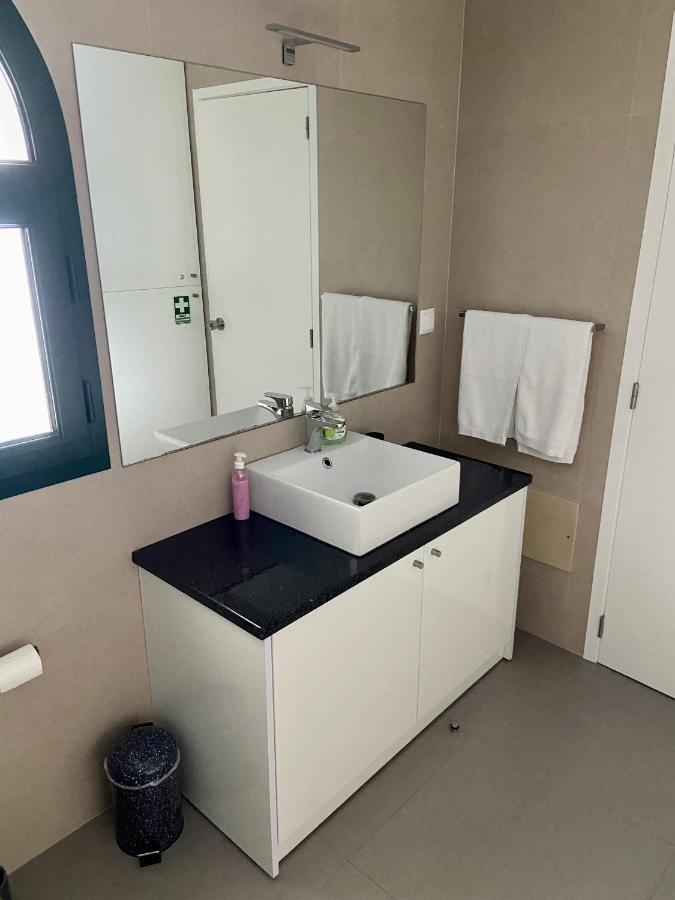 Ocean Cliffs Apartments Funchal  Bagian luar foto